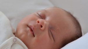 Mitos Tidur Pada Bayi