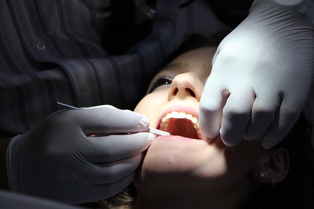 Cara mempercantik dan merawat gigi